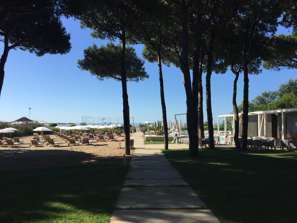 Hotel Mediterraneo Suite&Residence Lido di Jesolo Exterior foto